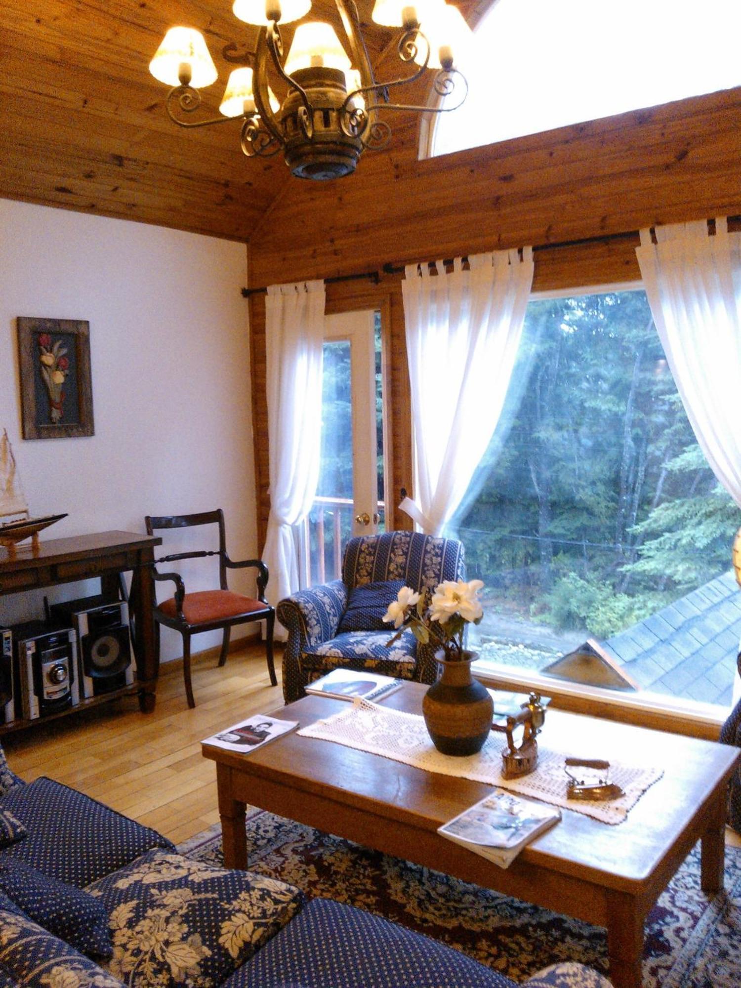 Hosteria Lekun Lekun Вилья-ла-Ангостура Экстерьер фото